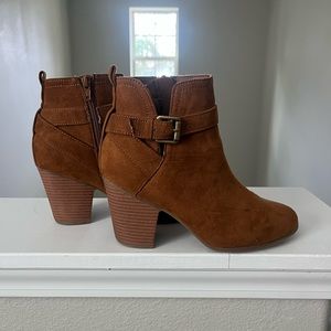 Brown ankle boots